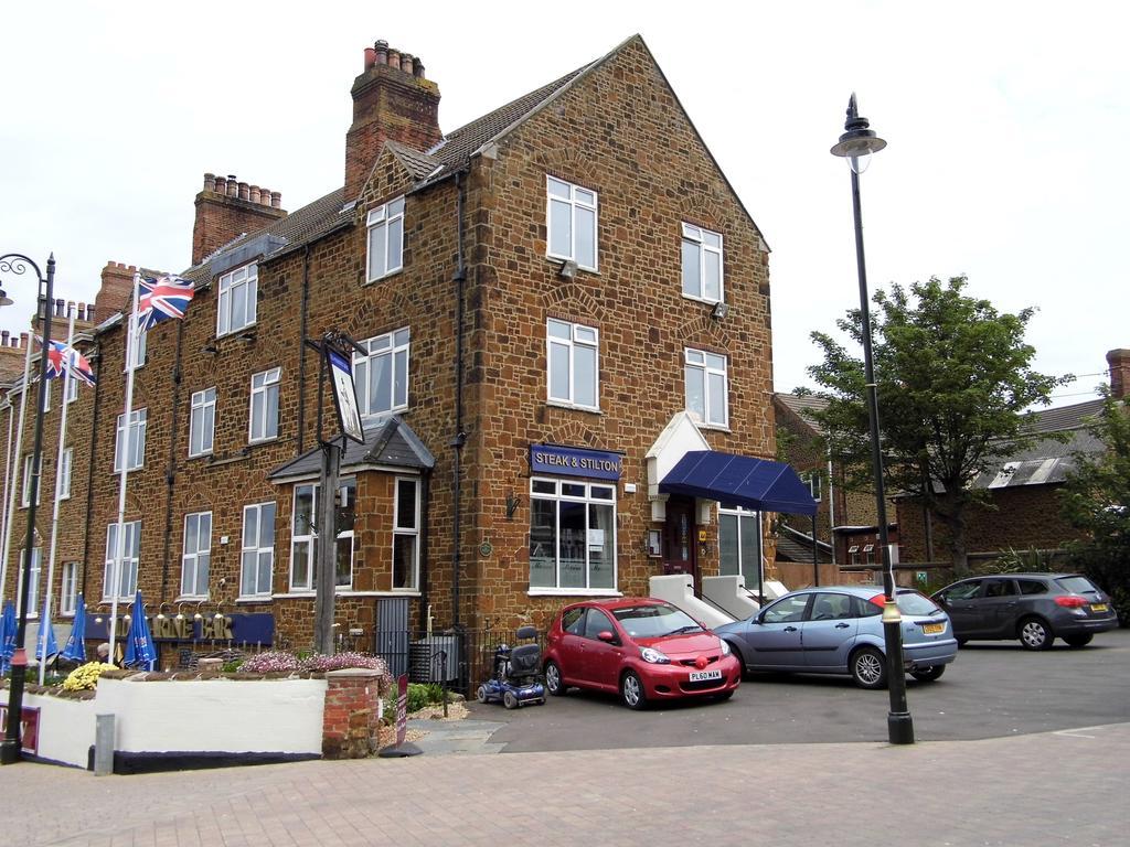 Marine Bar Pub With Rooms Hunstanton Exterior photo