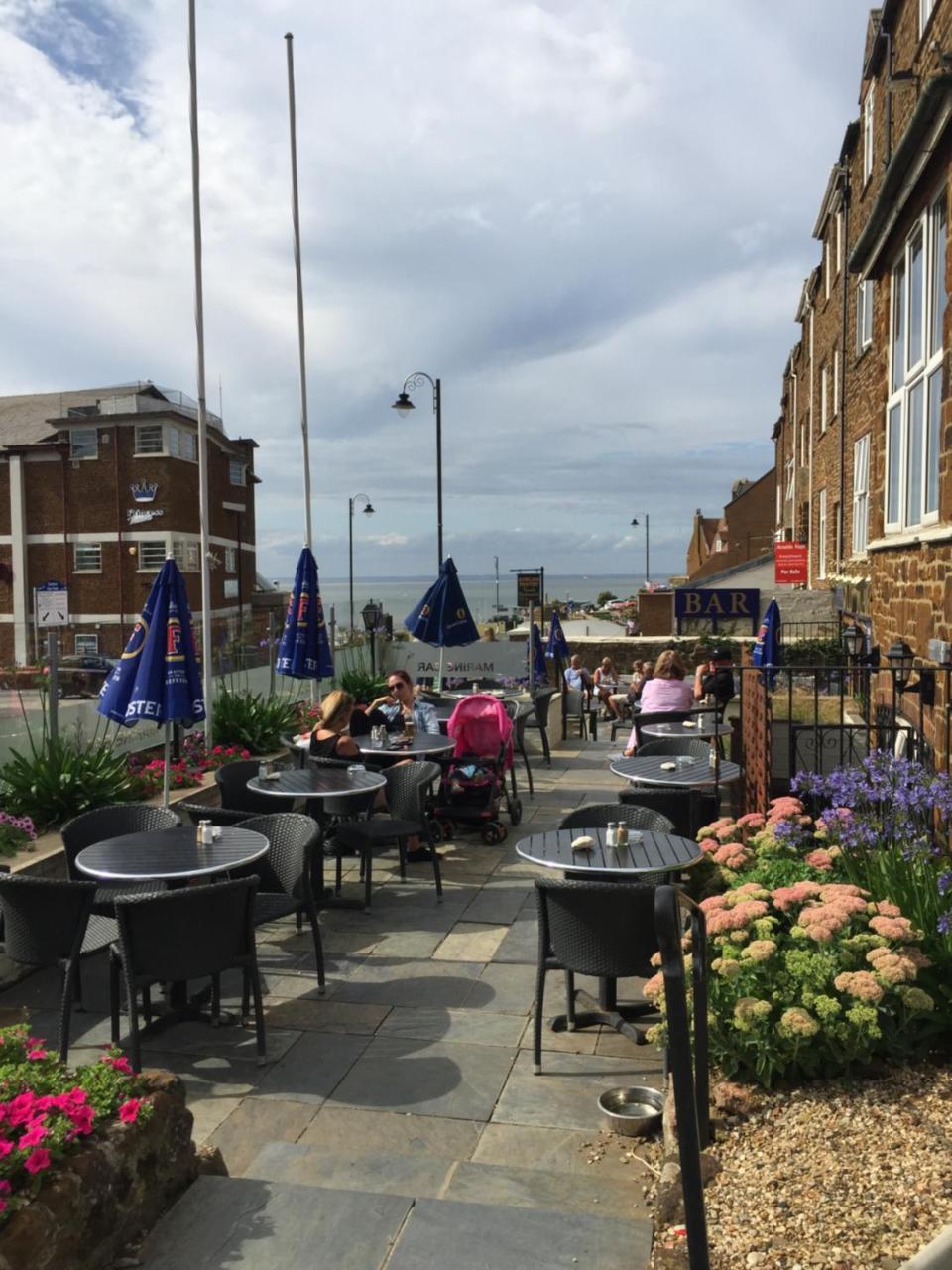 Marine Bar Pub With Rooms Hunstanton Exterior photo